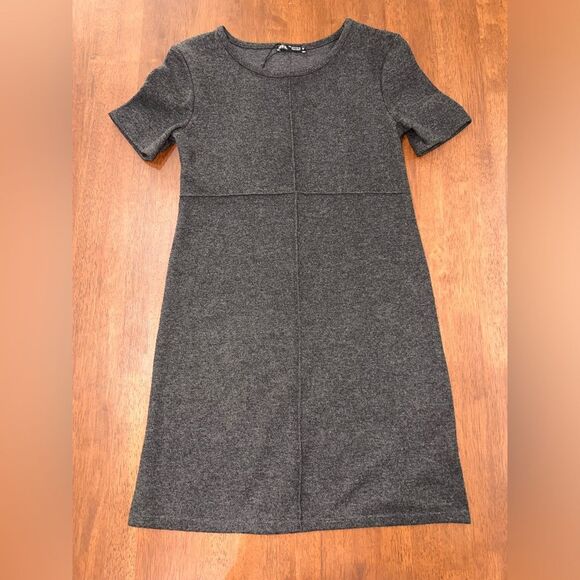 Zara grey short sleeved sweater dress - Picture 2 of 5